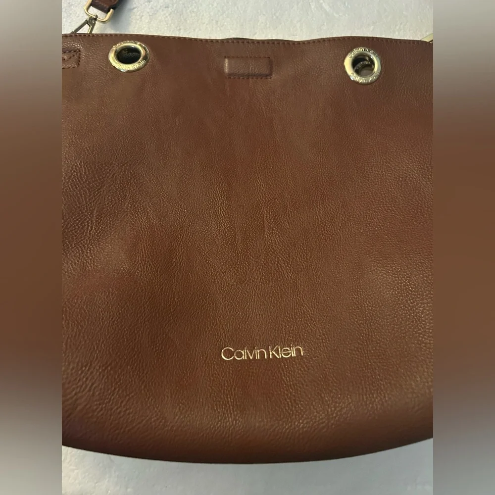 Calvin Klein brown tote purse double strap shoulder bag or crossbody wristlet